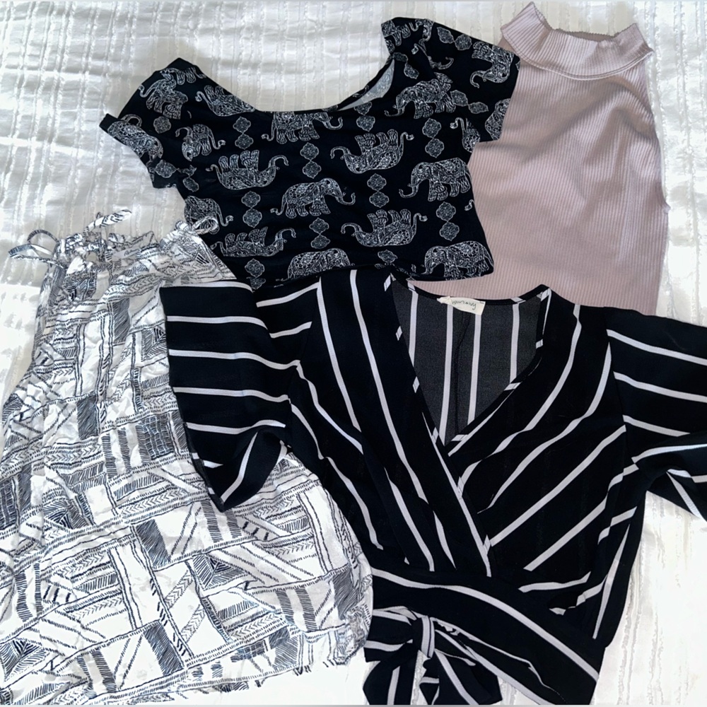 MEDIUM- Reitman Tank, Eclipse Cropped, Poison Ivy Flowy Cropped & DesignLab Tank